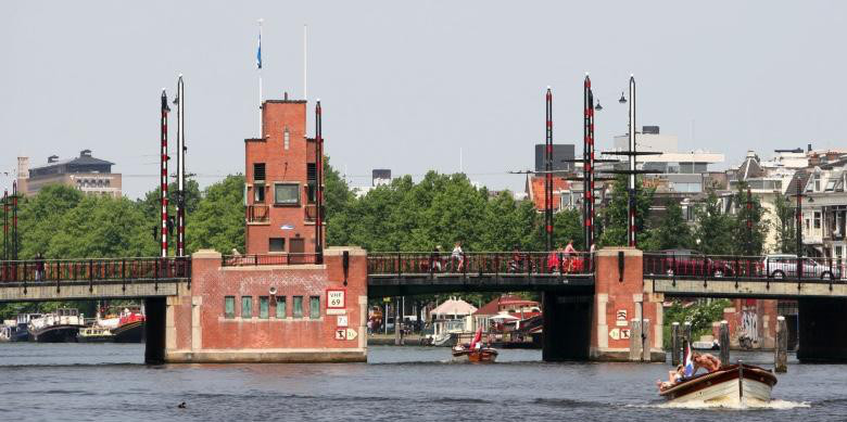 Berlagebrug Amsterdam, foto door E. van Eis